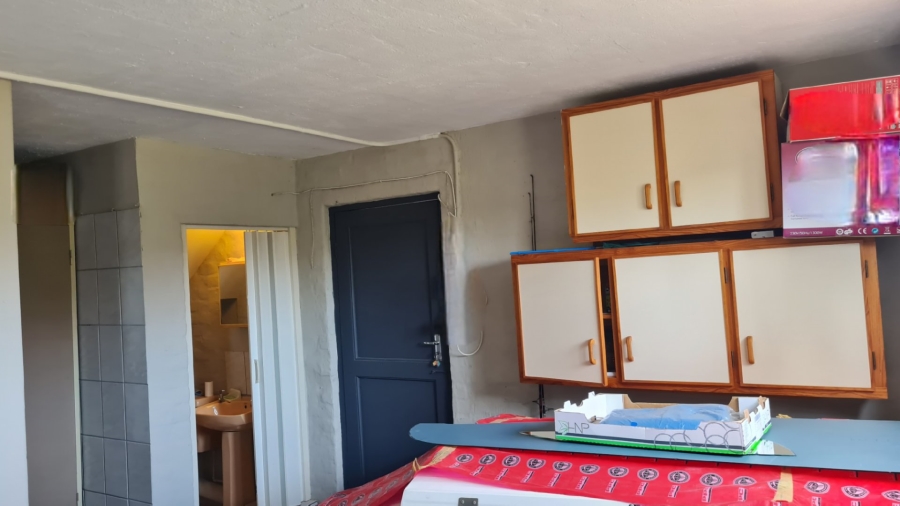 4 Bedroom Property for Sale in Boggomsbaai Western Cape